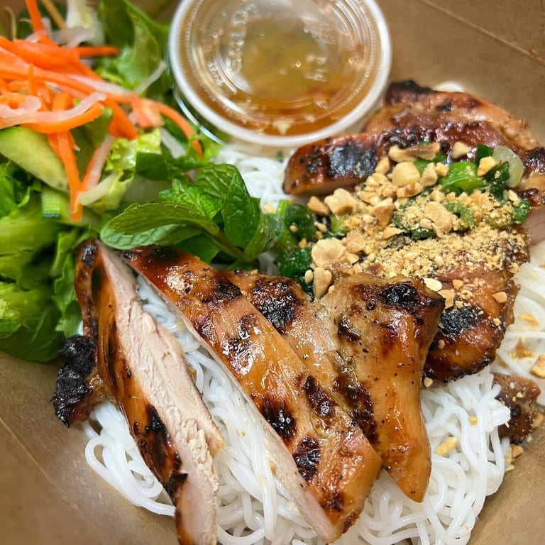 Vietnamese Catering for Your Event in Sacramento